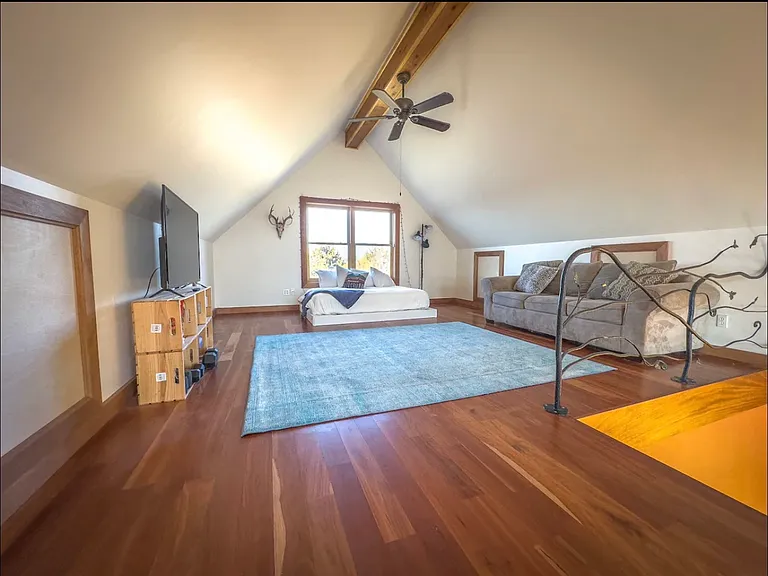 8057 Westshore Ct — Photo 9