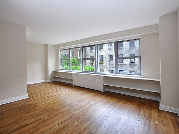 3rd image of 155 E 34th St APT 7U