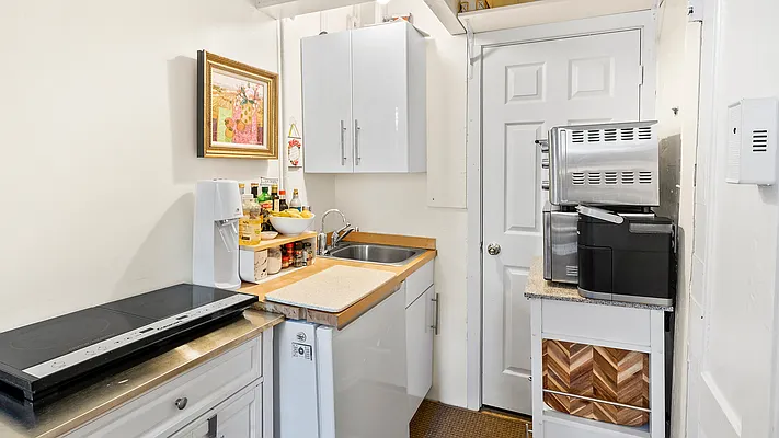 Rented by Corcoran | media 20