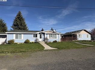 404 S College St, Joseph, OR 97846