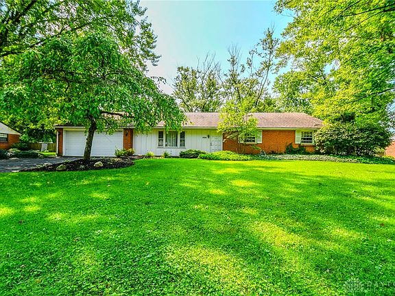 4th image of 536 Brandwynne Ct