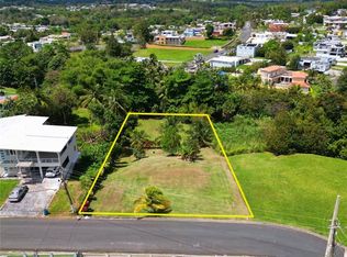 Calle Cemi Urb Haciendas Del Caribe B6, Toa Alta, PR 00953