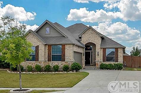 1st image of 8169 Laurel Oak Dr