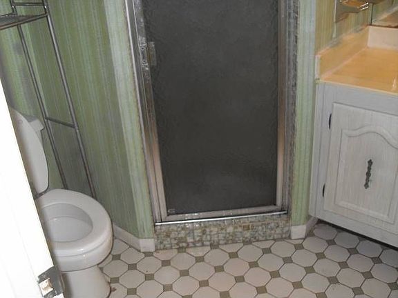 3rd image of 162 SE 29th Ave