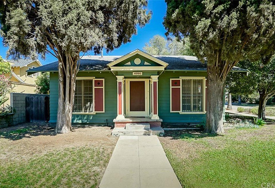 2nd image of 4990 Magnolia Ave