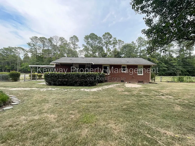 3401 Old Louisville Rd — Photo 13