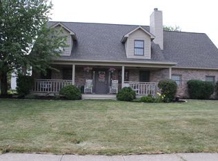 62 Eastview Dr, Bargersville, IN 46106