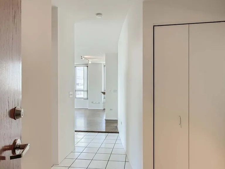 701 S Wells St #2104 — Photo 11
