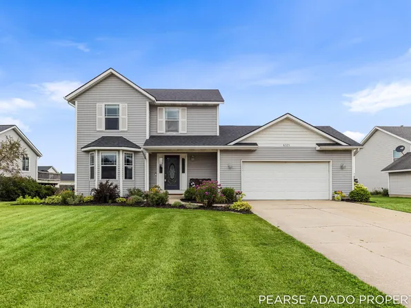 8325 Bennigan Ln, Zeeland, MI 49464