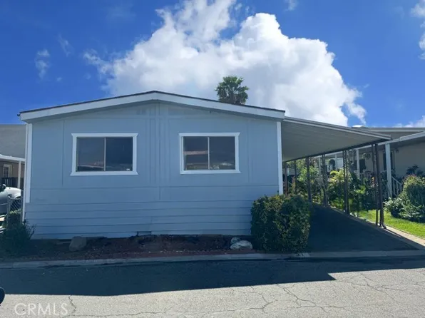 2851 S La Cadena Dr Space 31, Colton, CA 92324