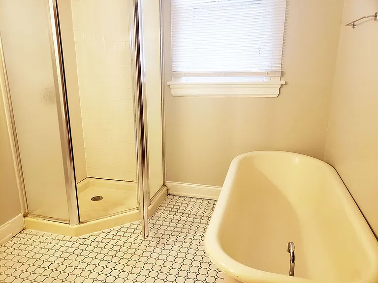 3204 Bishop St — Photo 11