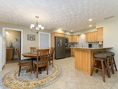 Sold 40643 Riverdale Drive Paw Paw Mi 49079 3 Beds 2 Full Baths 60200 Sold Listing Mls 17054452