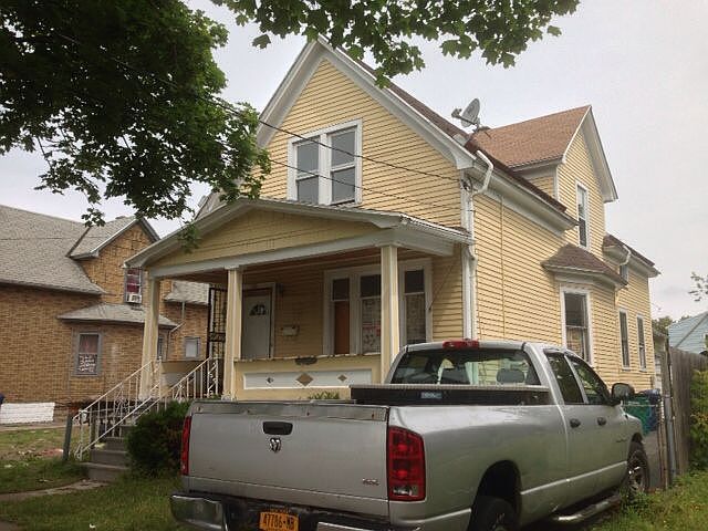 2nd image of 50 Schreck Ave