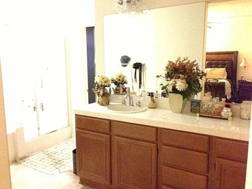5th image of 8527 Shinkle Dr