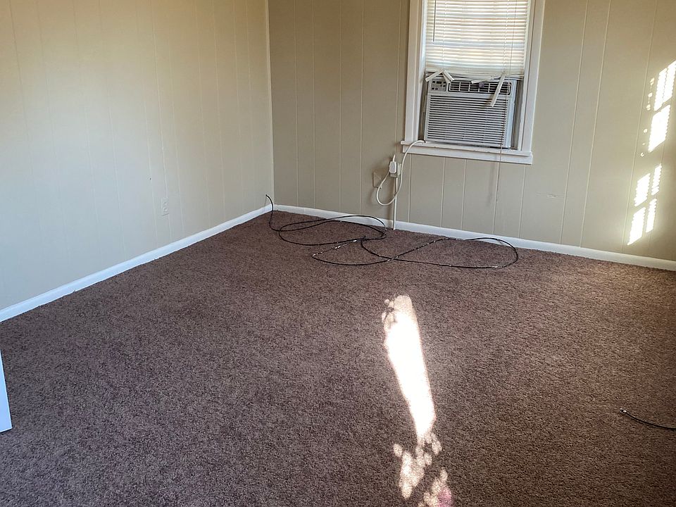 1st image of 2968 Park Ave