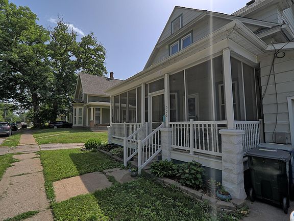 3rd image of 506 Woodlawn Ave