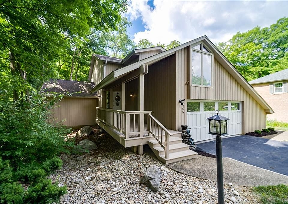 1st image of 5909 Lengwood Dr