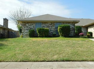 2215 Woodcreek, Carrollton, TX 75006