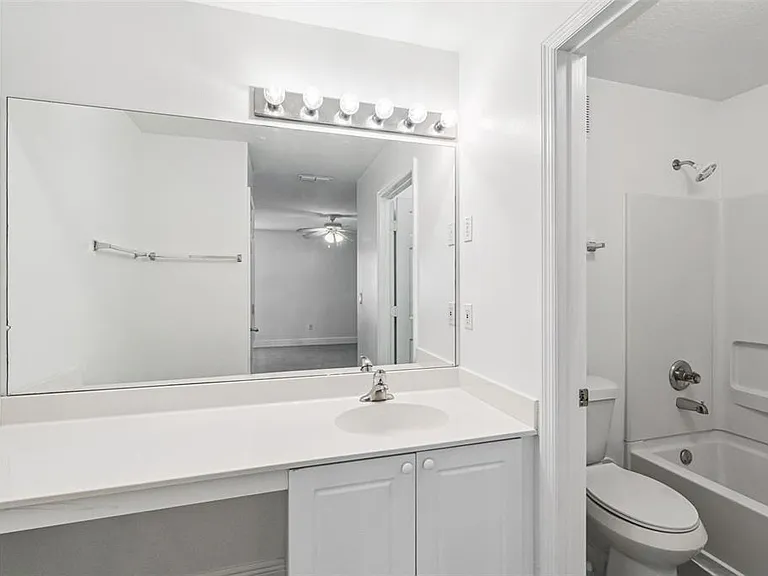 8818 Grand Palms Cir #A — Photo 14