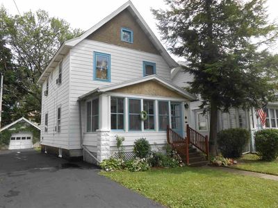 8 McDonald Rd, Albany, NY, 12209