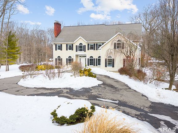 2nd image of 792 North Wilton Road