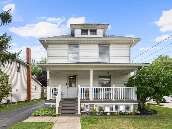 615 River St, Grand River, OH 44045