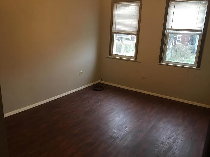 322 Lehigh Ave — Photo 16