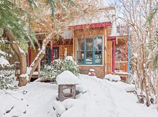 408 W 9th St, The Dalles, OR