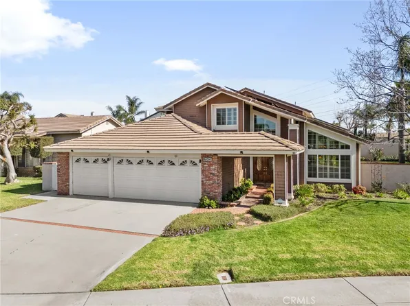 7243 Kitty Hawk St, Fontana, CA 92336