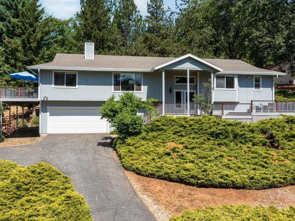 15176 Lorie Dr, Grass Valley, CA 95949