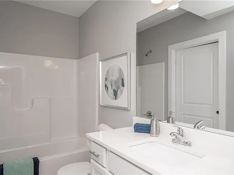 15316 Bellflower Ln — Photo 17