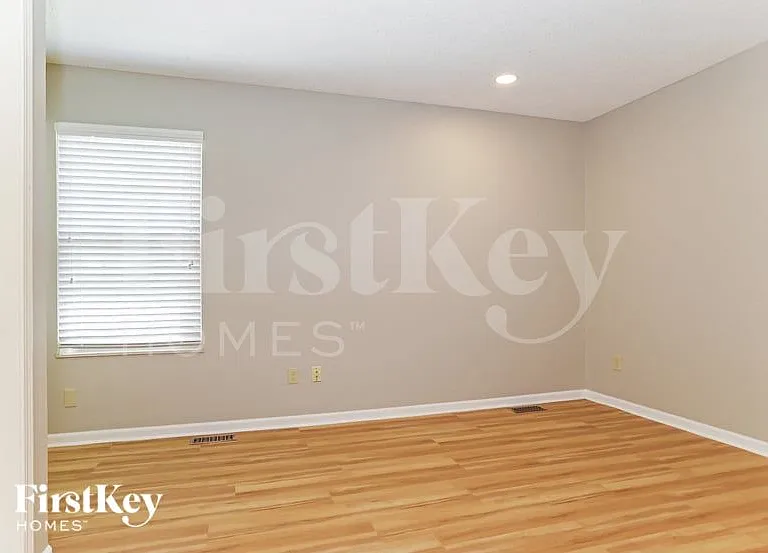 8617 Stearns St — Photo 11