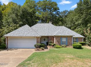 123 Parkside Dr, Brandon, MS 39042