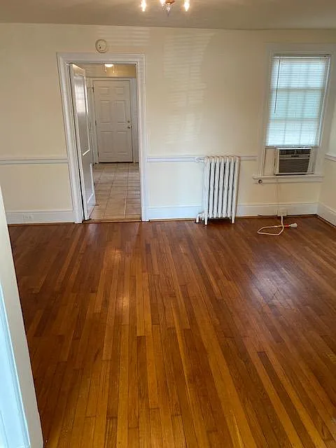 2 bed, 1110 sqft, $2,000 — Photo 4