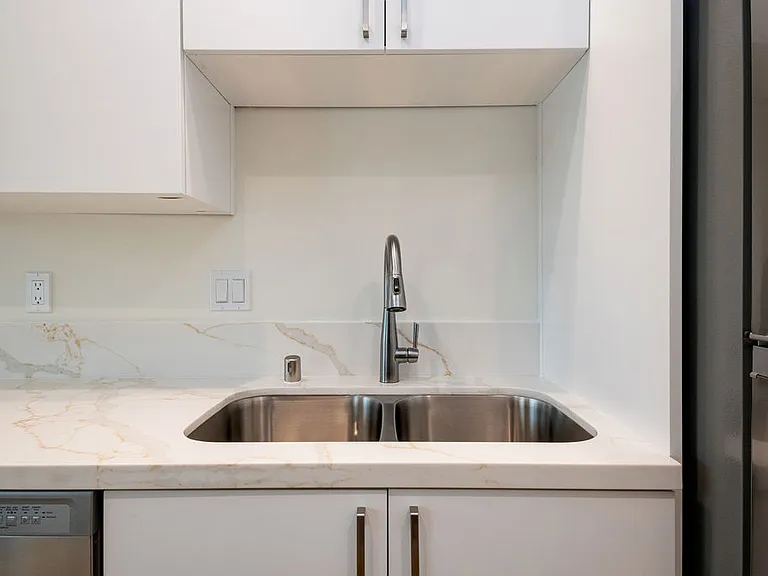 5252-5274 La Jolla Mesa Dr #5254 — Photo 7