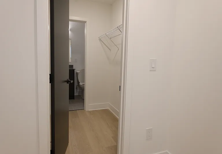 1901 E Willard St #103 — Photo 17