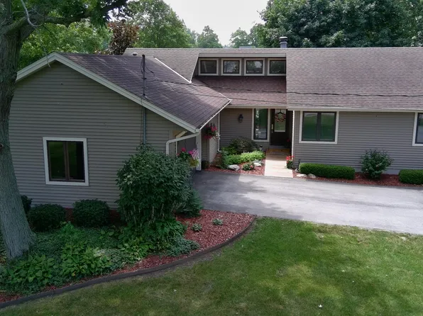 6012 147th Ave, Holland, MI 49423