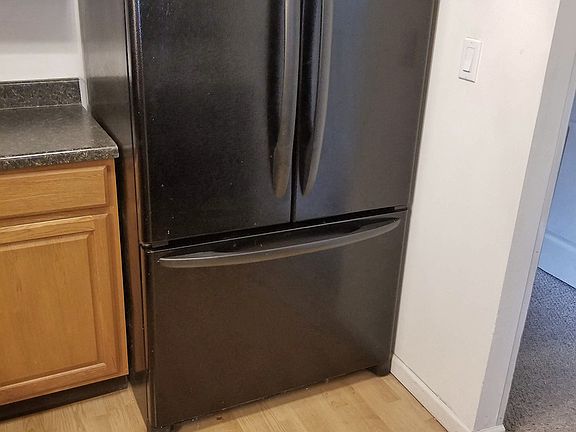 4th image of 650 Perrie Dr Unit 102