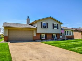 721 Tamwood Dr, Canal Fulton, OH
