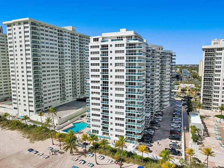 3430 Galt Ocean Dr #802 — Photo 54