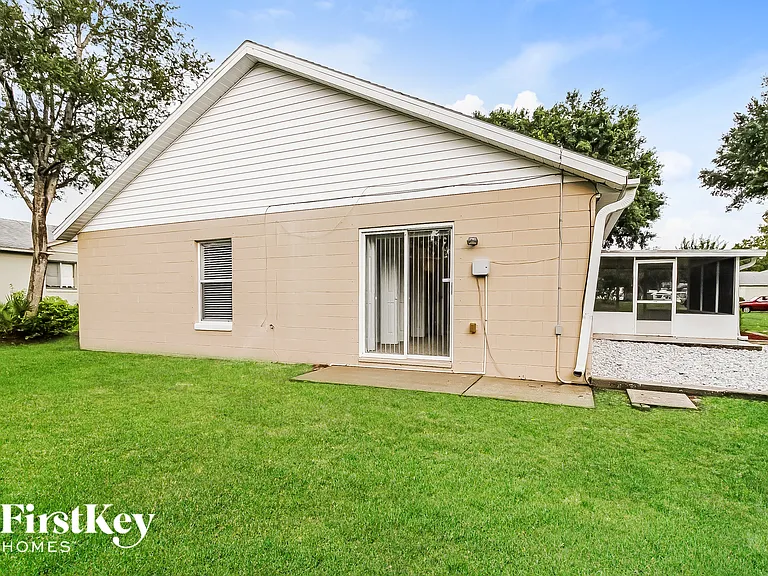 2826 Redbud Ct — Photo 15