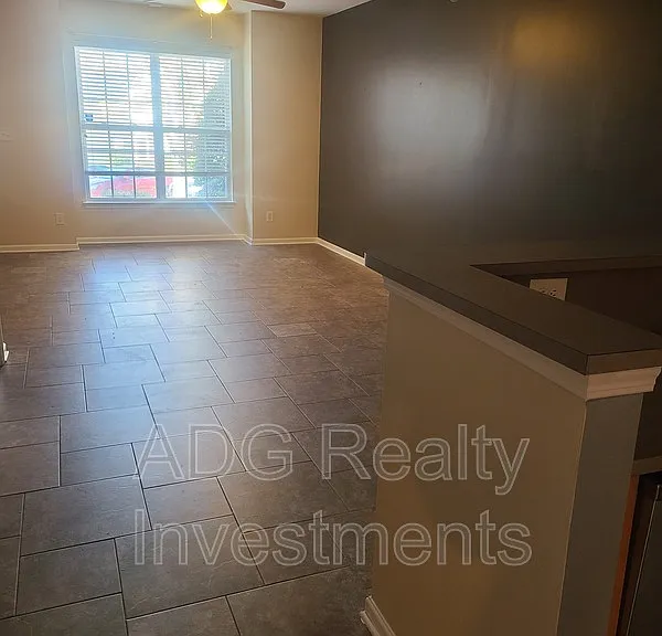 12623 Shuman Ln — Photo 5