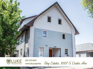 1007 S Center Ave APT 3, Sioux Falls, SD 57105