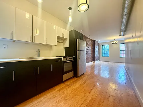 613 Sterling Pl #2R Photo 1