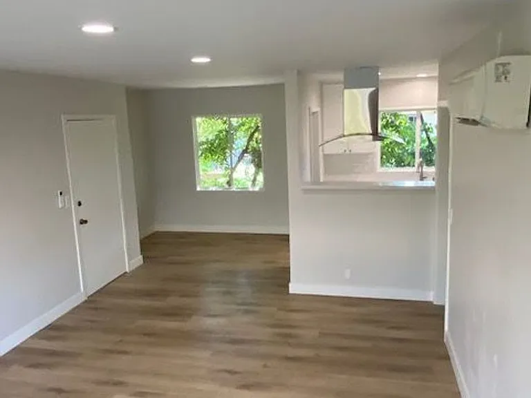 Live in Style in Madison: Rent Your Next Home Now! — Photo 28