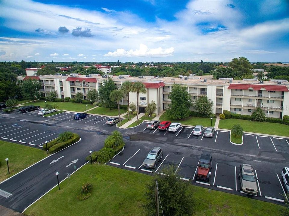 1st image of 4595 Chancellor St NE APT 333