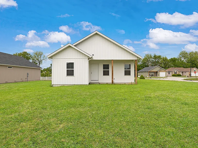 286 W Abbi Ln — Photo 3