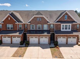 104 Burlingame Ct Unit B, Mooresville, NC 28117