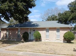 8902 Grape St, Houston, TX 77036