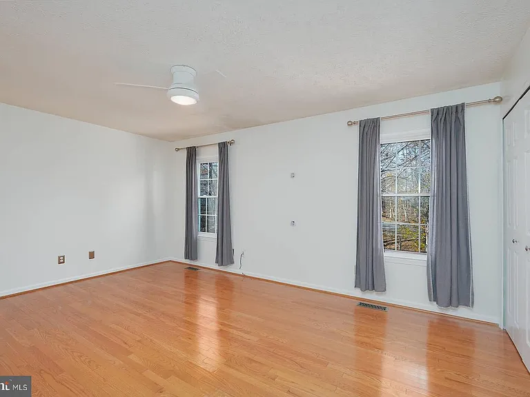 9575 Donnan Castle Ct — Photo 29